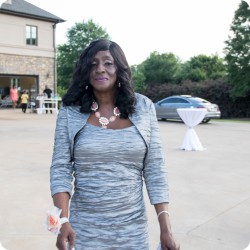 p233